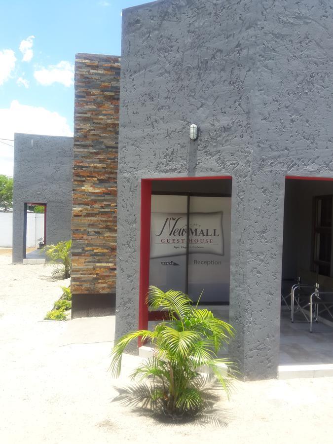 The New Mall Guesthouse Maun Exterior photo